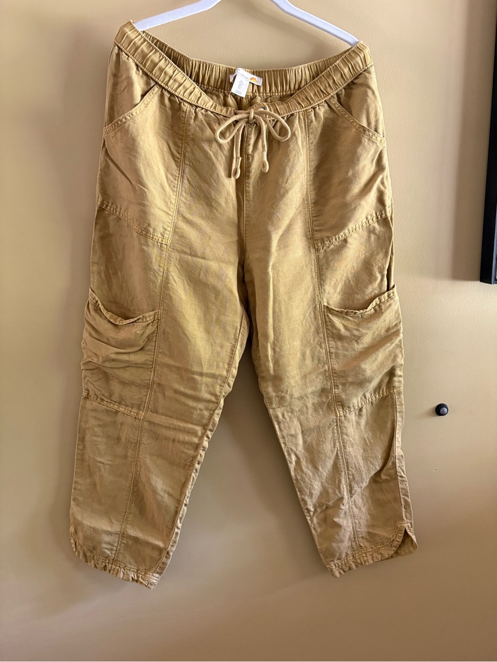 C&C California pants, linen and tencel, cropped, lots of pockets, summer ready